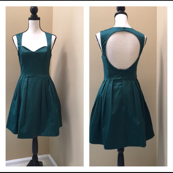 ASOS Dresses & Skirts - NWT ASOS Sleeveless Open Back Dress